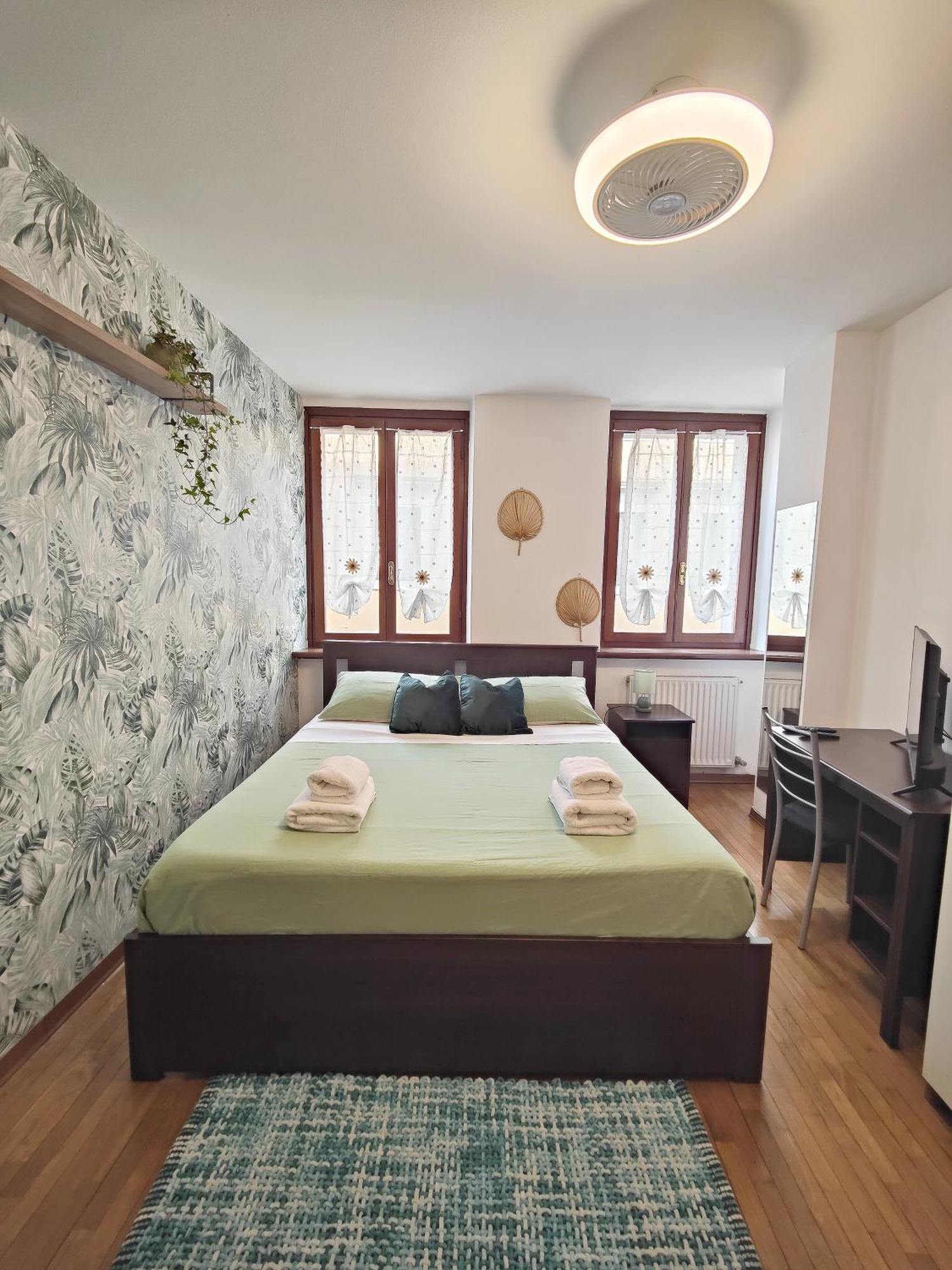 Le Case Di Sara Parking And Two Rooms In The Historic Center Удине Экстерьер фото