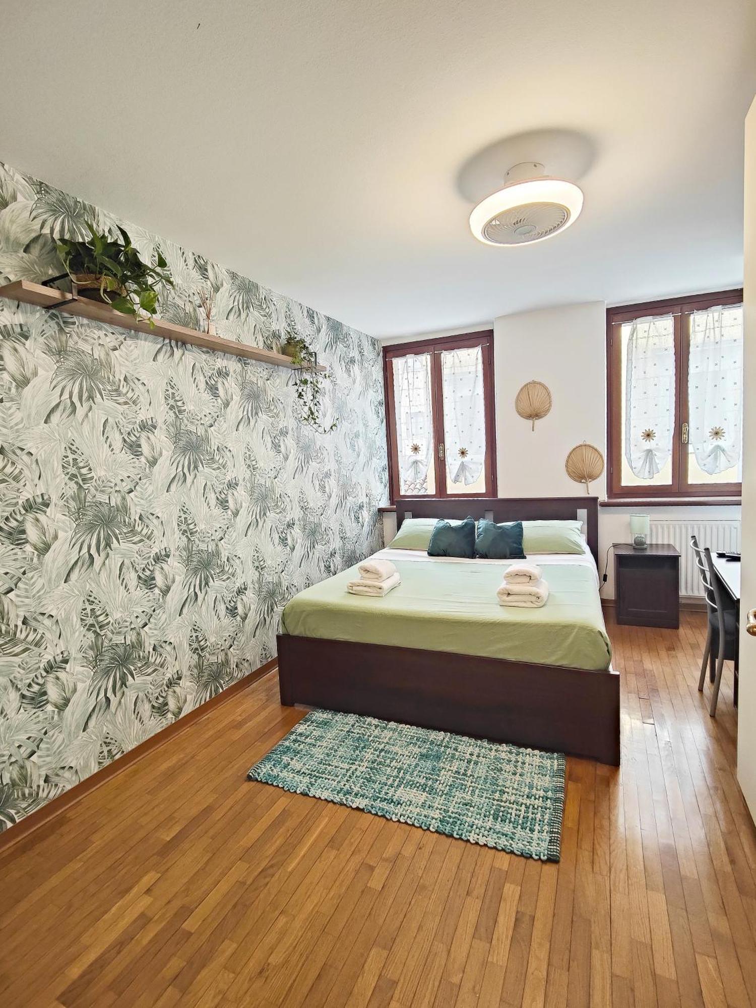 Le Case Di Sara Parking And Two Rooms In The Historic Center Удине Экстерьер фото